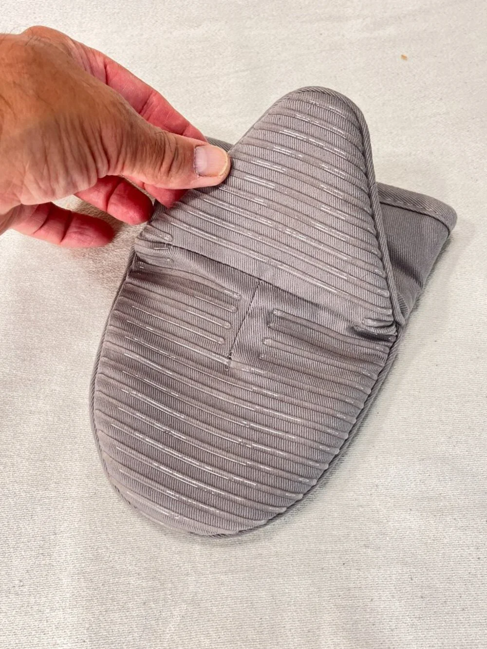 All-Clad Pewter Grabber Mitt Pot Holder Oven Cotton Silicone 5.5
